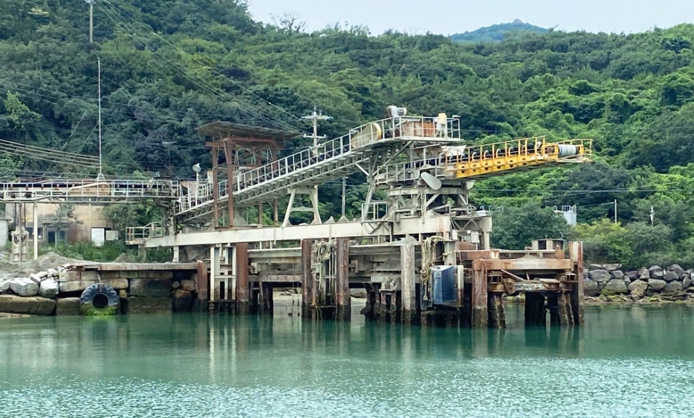 砕石現場の写真